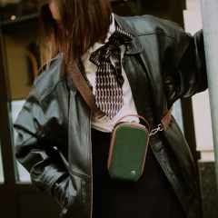 Сумка для телефона Nipper Green - Image 2